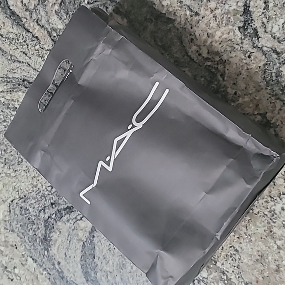 Jeremy Scott MAC Pallet, Discontinued & Sold Out, New in Box - Picture 6 of 15